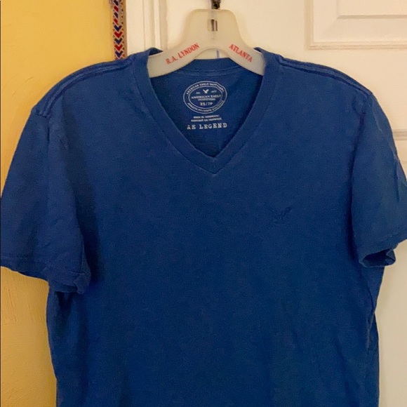 American Eagle v-neck t-shirt xs - Picture 1 of 1